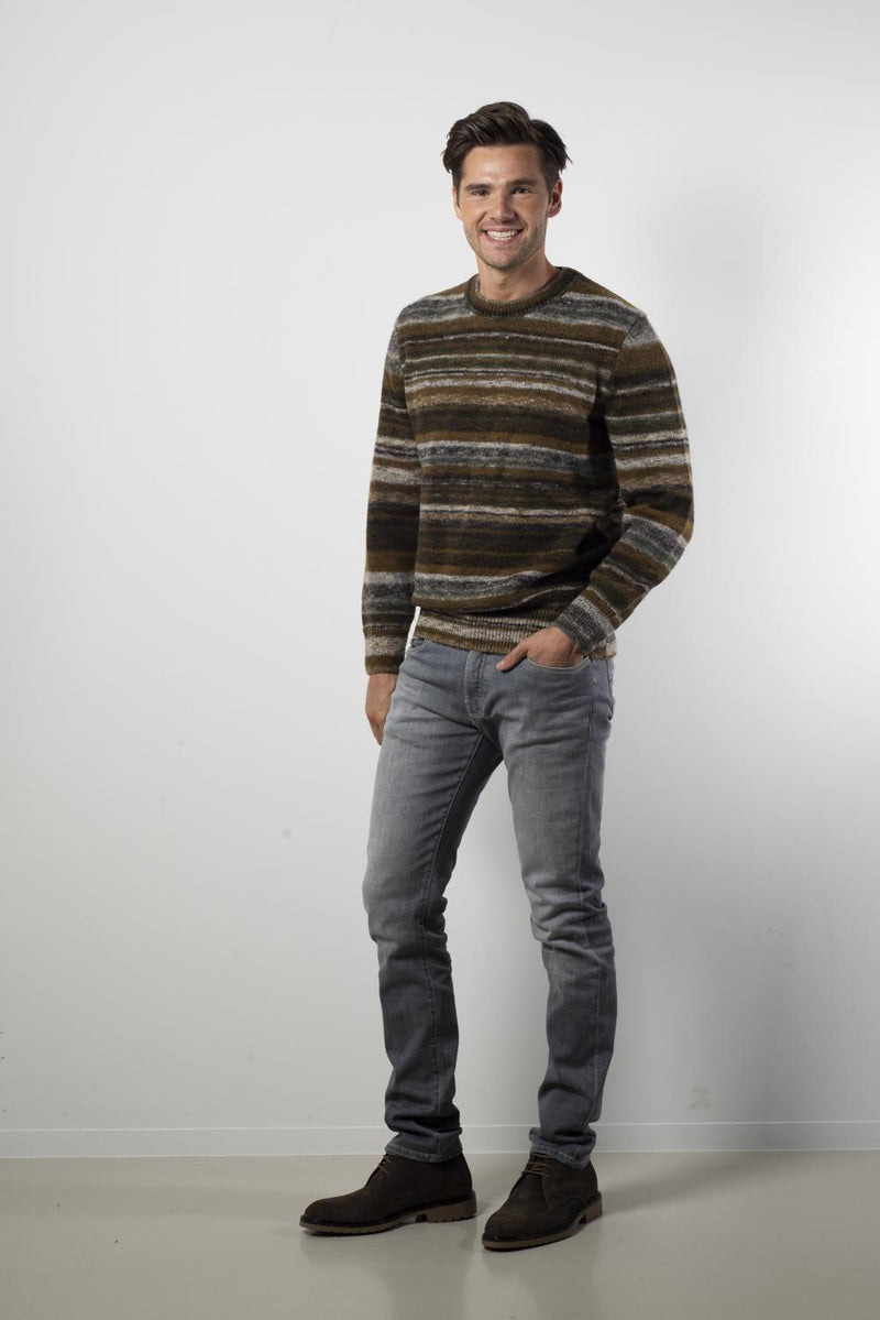 Pull/Sweater - State of Art