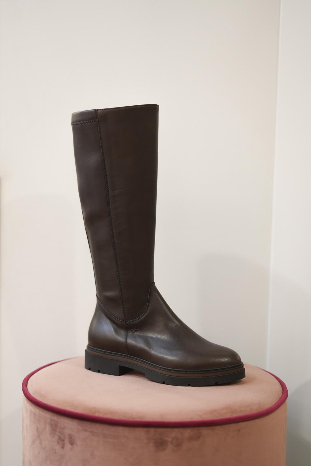 6765/VERSIONE02/934/GRAN BLACK