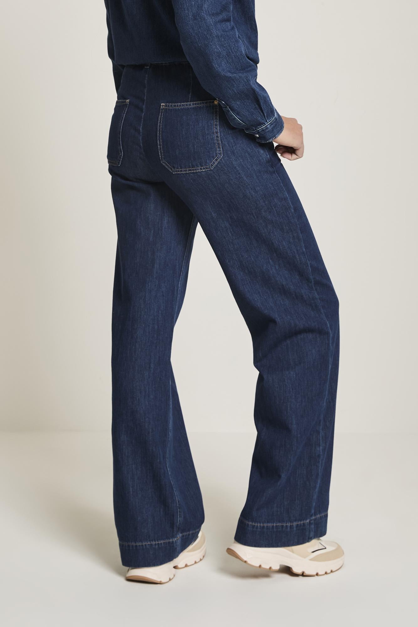 MIRA/FW251.212351-D06/DAILY D