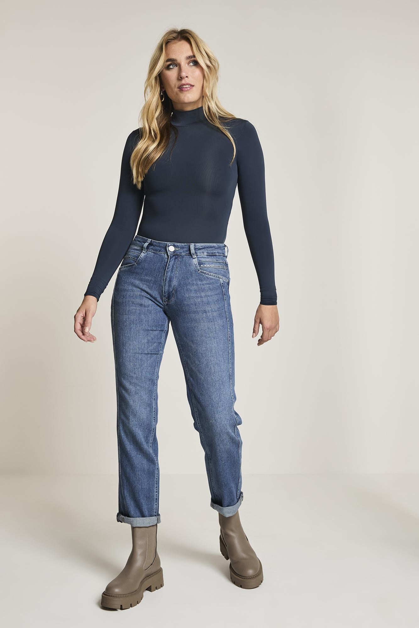 BIBI/FW251.212361-D64/DAILY D