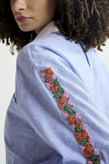 HARKLE/SLEEVE EMBO SHIRT