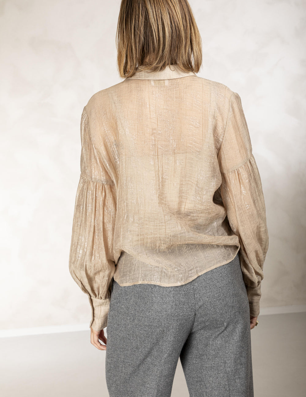 ELLESSY/SHINE SHEER/BUTTON UP 