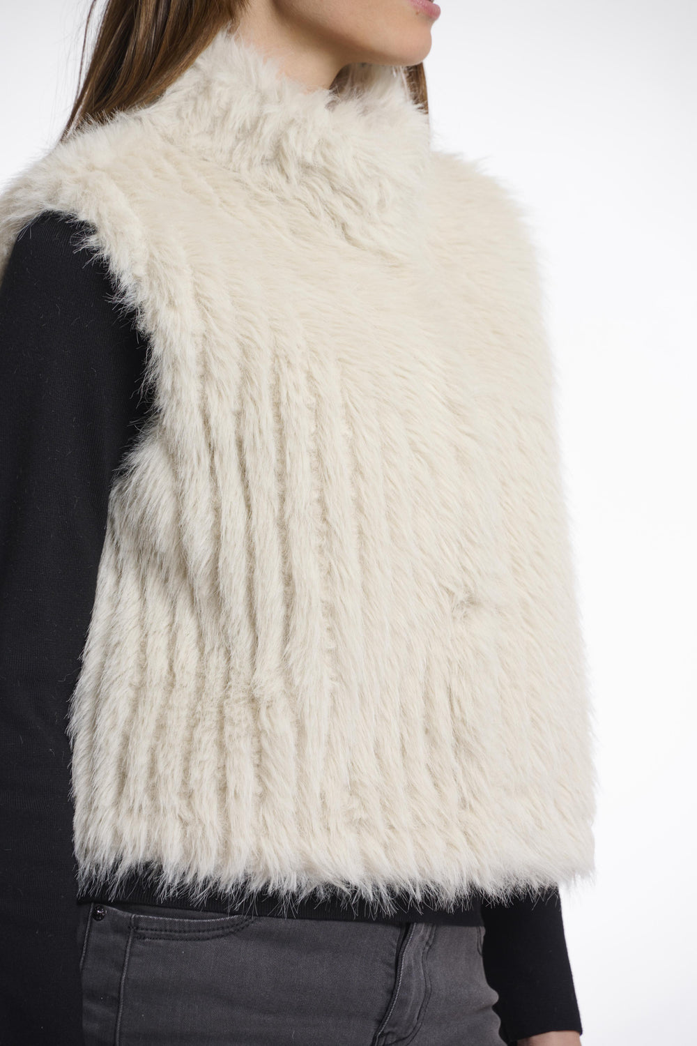 DAVA.7002511/GILET CLOSURE