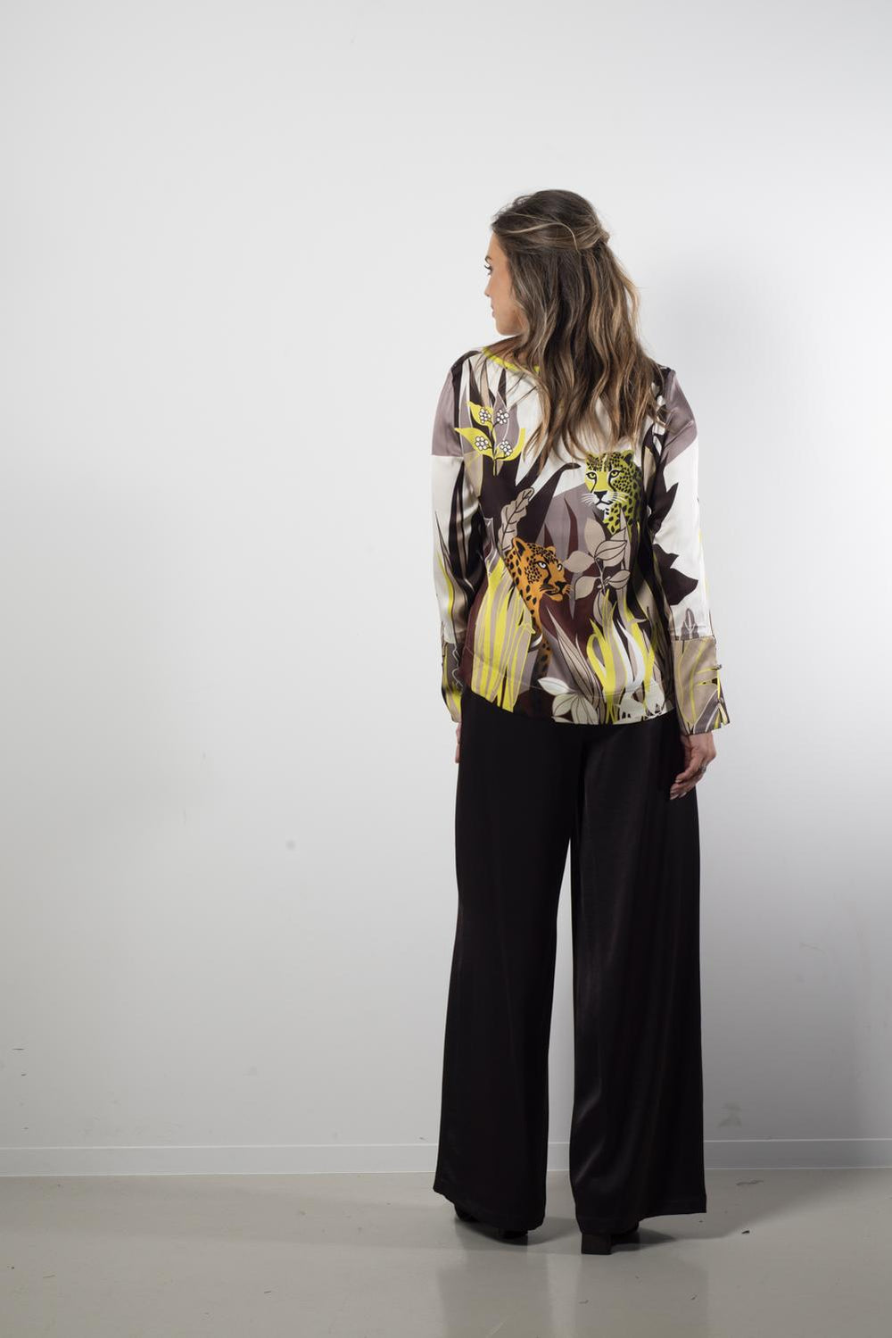 NELE/FW25C413