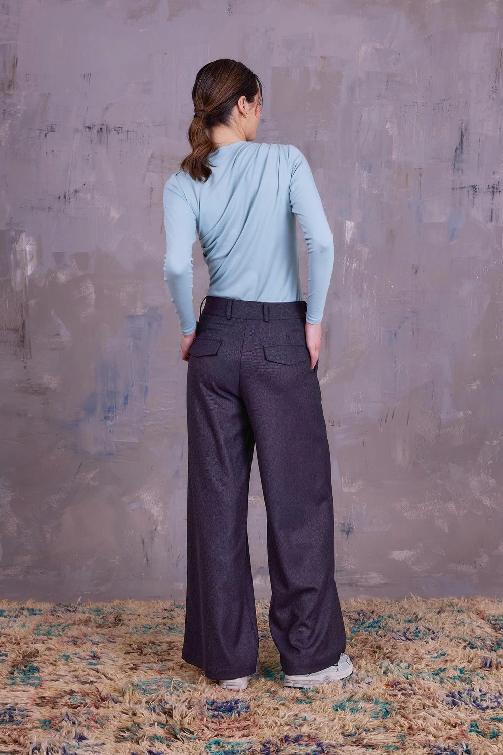 NVW25HB04/ELAINE