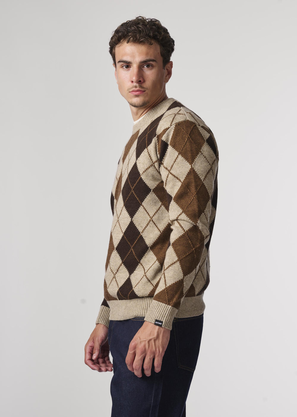 BKW571-L232
