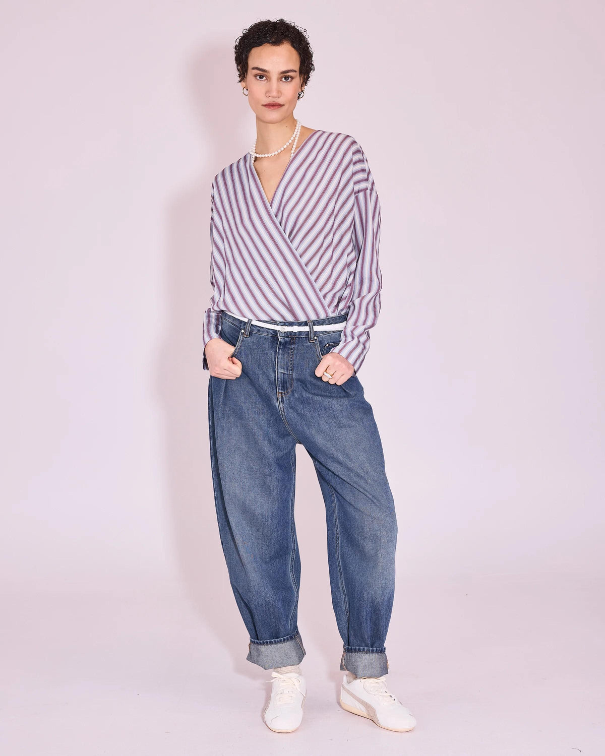 NVW26B002/JOELLE