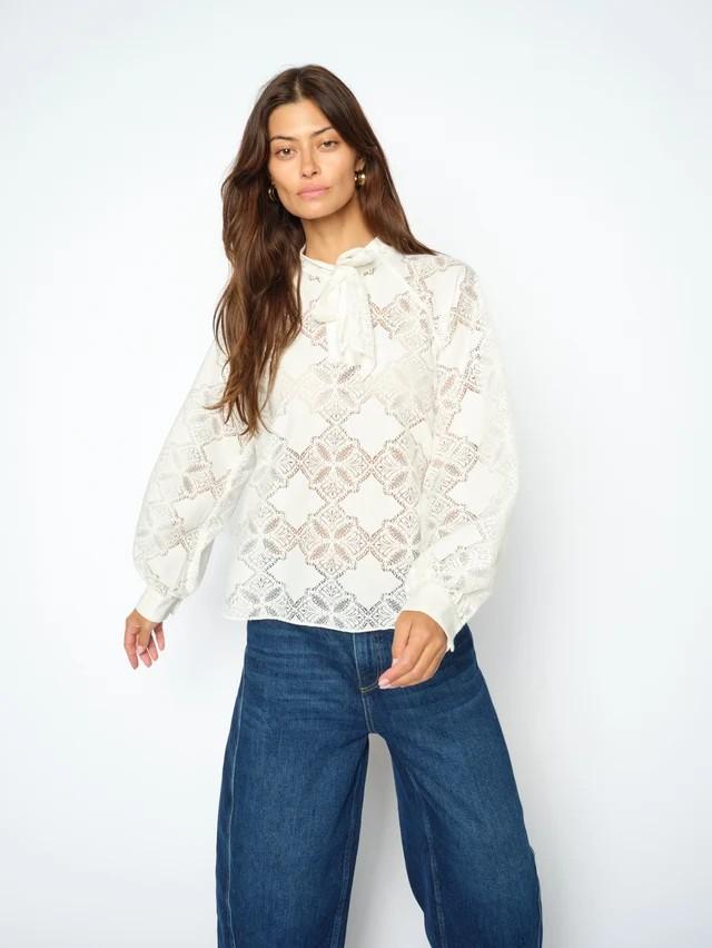 183040-TAMLYN LACE