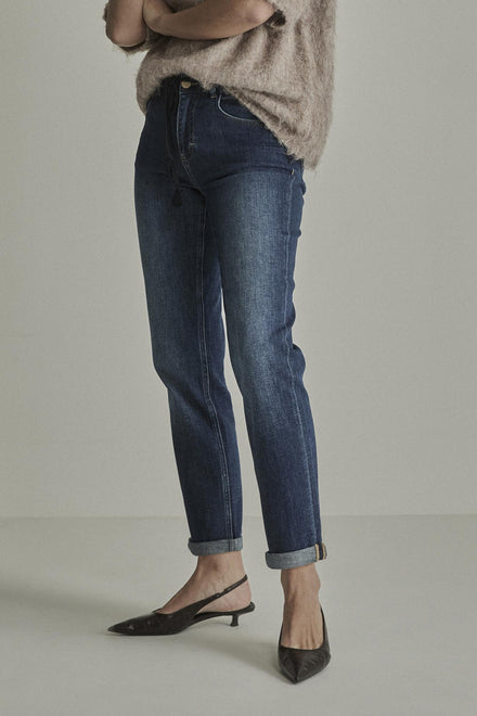 FW261.266091-D208/BOBBY