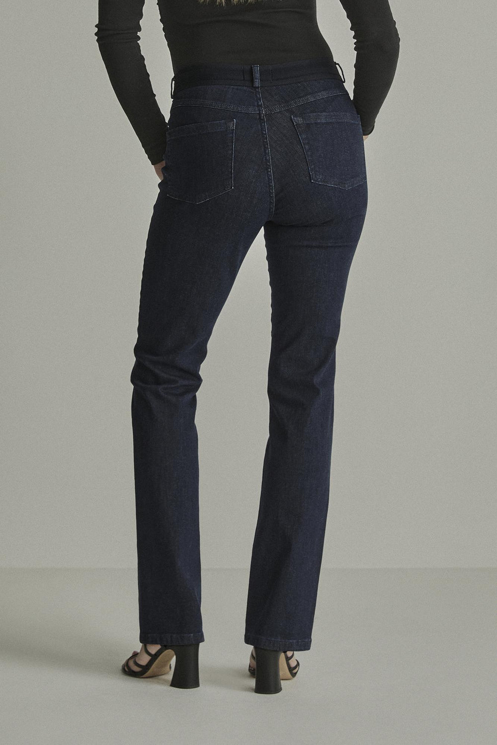 FW261.266320-D123/ANGIE