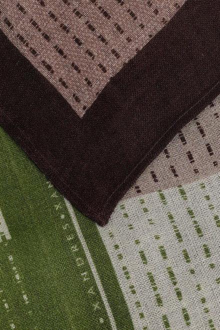SCARF_DOTTEDSTRIPE 80381 01