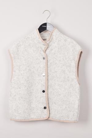 WA03/812